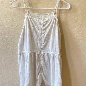 American Eagle detailed white tank top. Size M